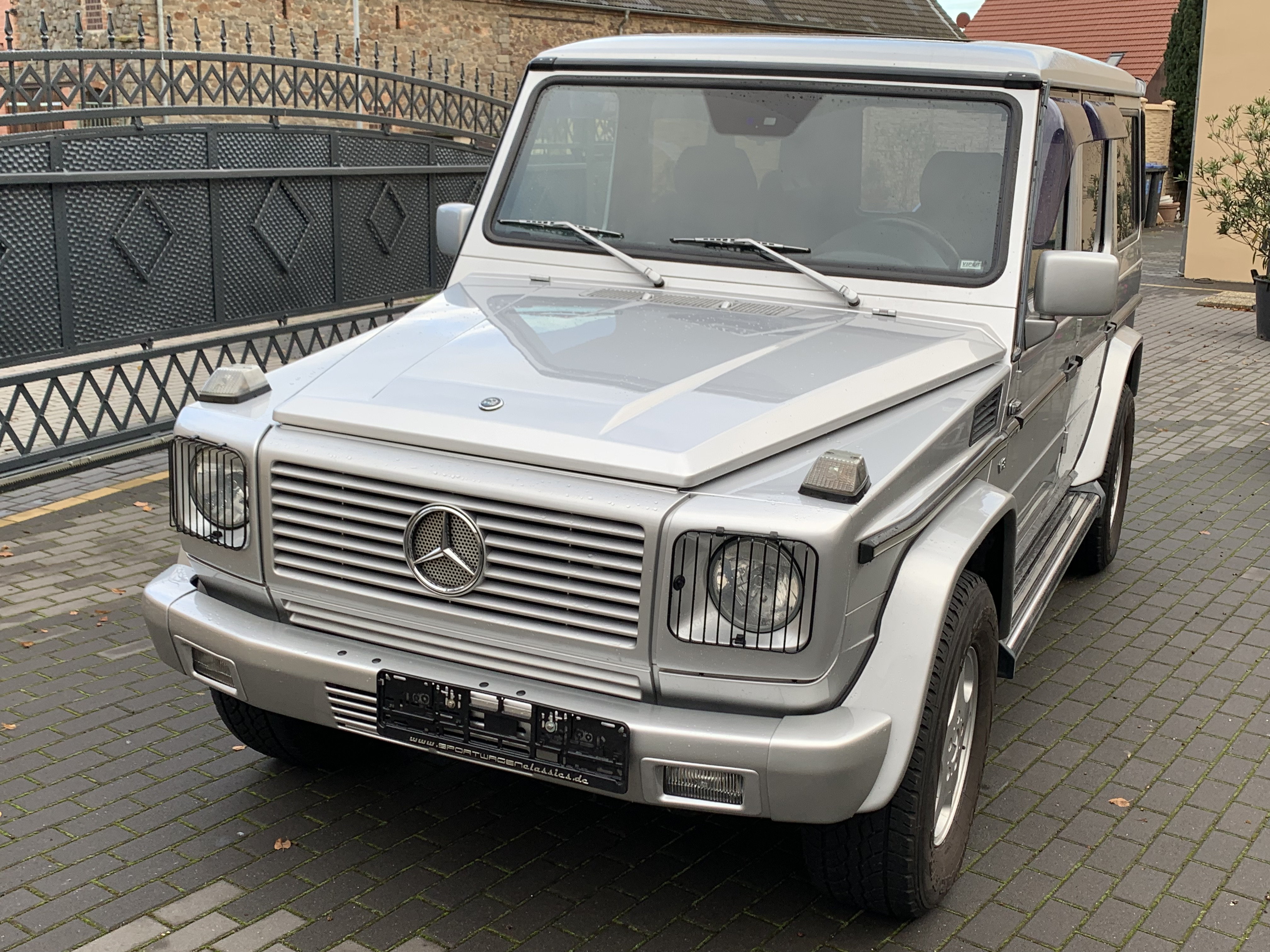Mercedes-Benz W463 G320 Silber